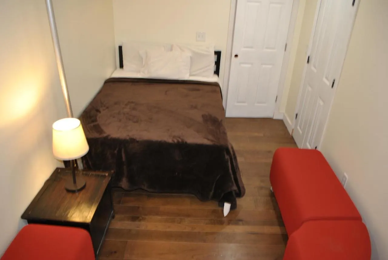Konukevi L3-Lower Level 1Bedroom Apt Newark Down Town